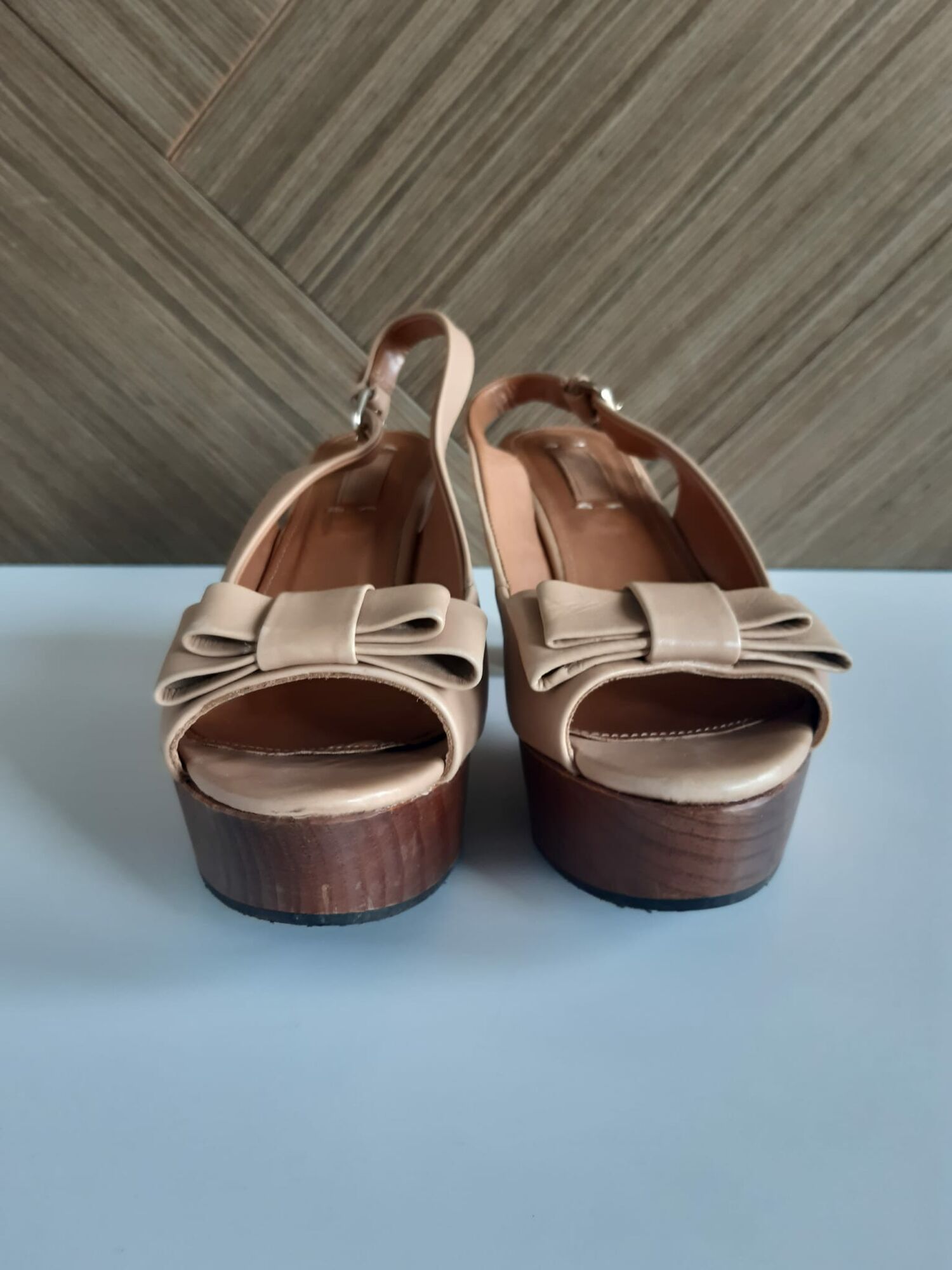 Uterque sandals hotsell