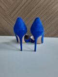 High-heels Shoes
