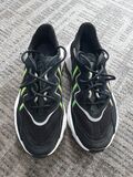 Low top Sneakers