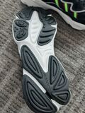 Low top Sneakers