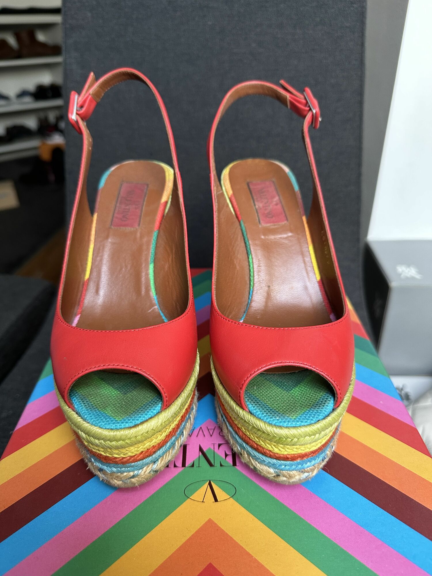 Valentino online platform sandals