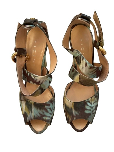 Floral platform sandals
