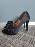 High-heels Shoes