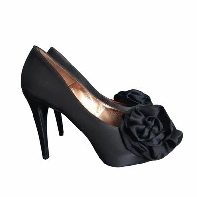 High-heels Shoes