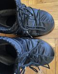 Snow Boots