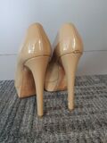 High-heels Shoes