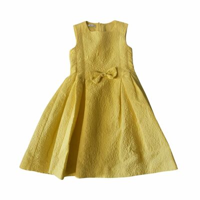 Sleevless dress