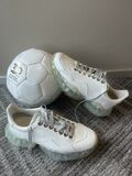 Patent Low top Sneakers
