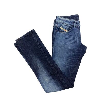 Straight Jeans
