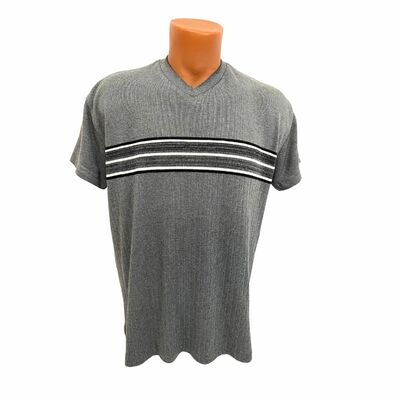 V-neck t-shirt