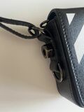 Crossbody handbag