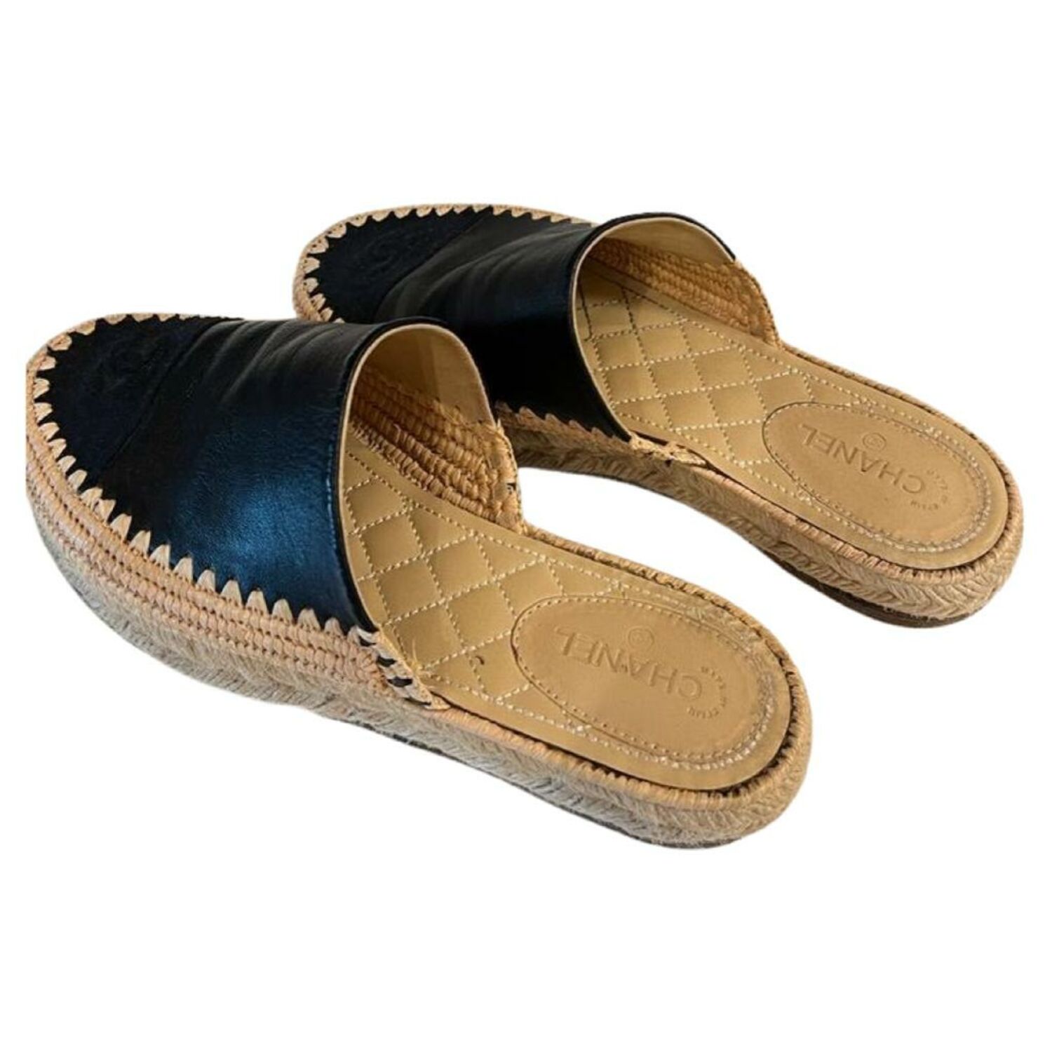 Leather slides Chanel - 38.5, buy pre-owned at 590 EUR