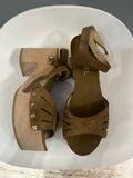 Suede sandals