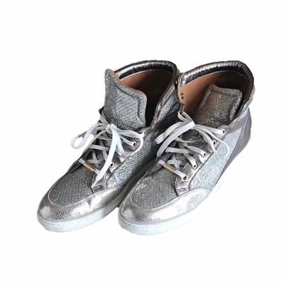 High top sneakers