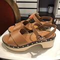 Wooden platform sandals