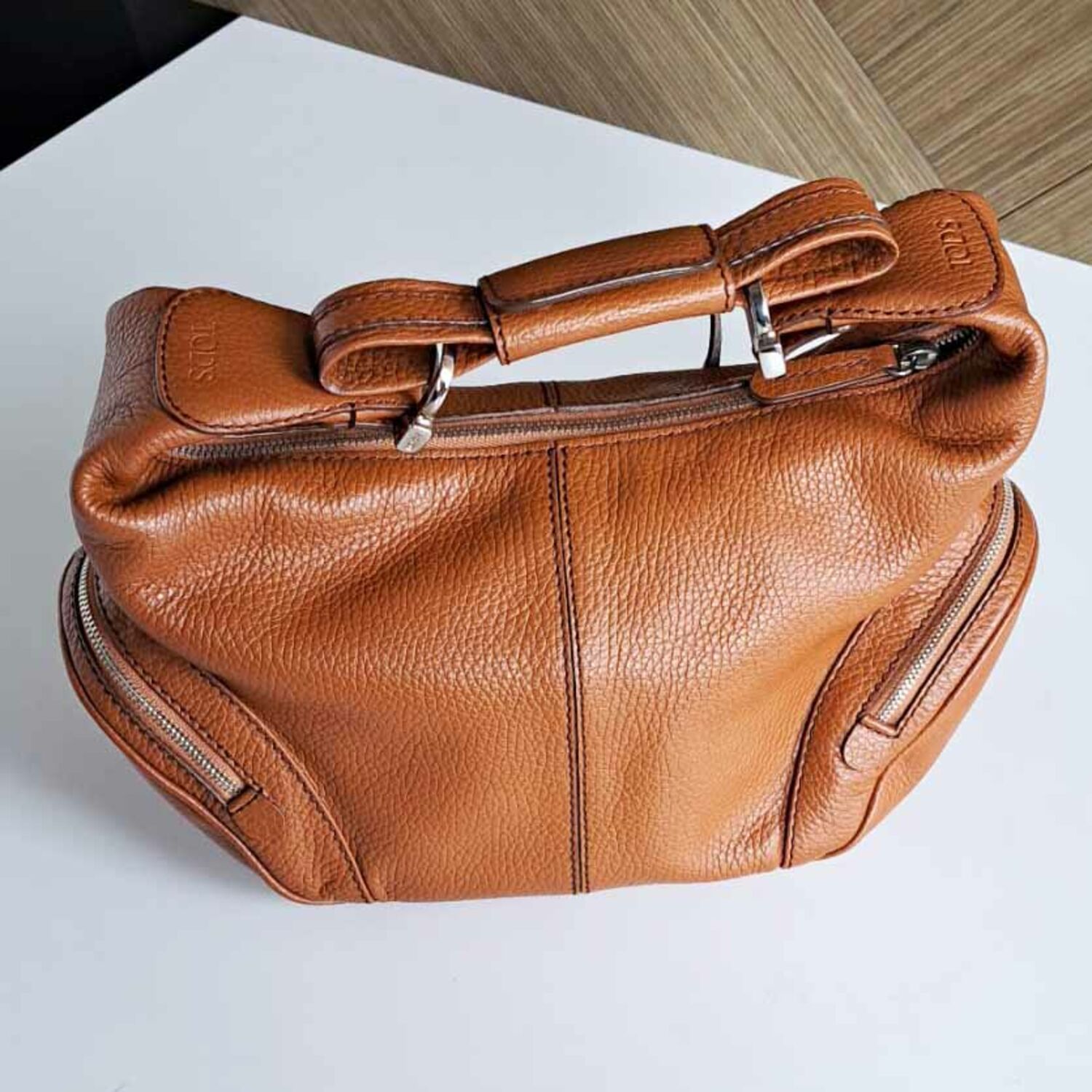 Leather small handbag