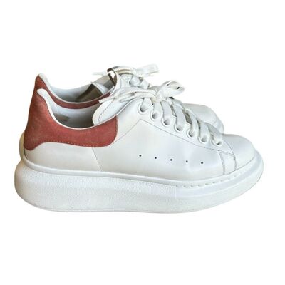 Leather sneakers