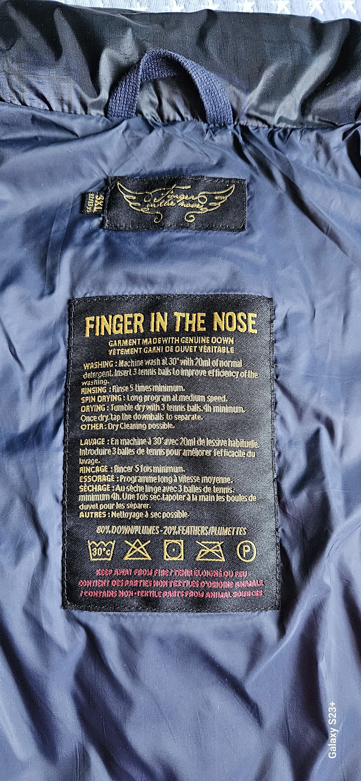 Finger in sales the nose coat