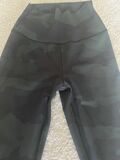 Camouflage print leggings